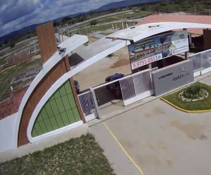 Vista aérea da portaria do Condomínio Gold Park Agrestina